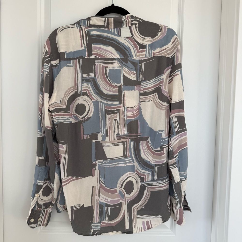 ZARA | Abstract Patterned Button Down Blouse - Size Small - Picture 7 of 11